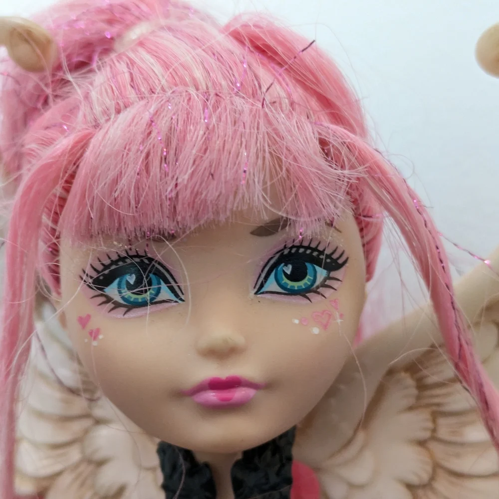 Ever After High Thronecoming C. A. Cupid Doll 2013 Mattel And Accessories, Stand